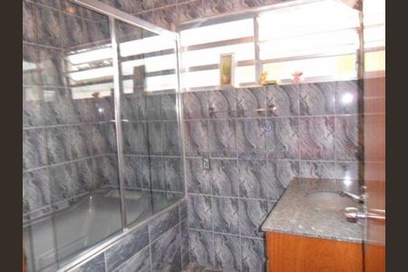 Casa à venda com 200m², 4 quartos e 2 vagas