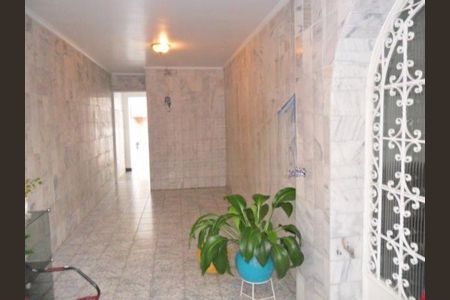 Casa à venda com 200m², 4 quartos e 2 vagas
