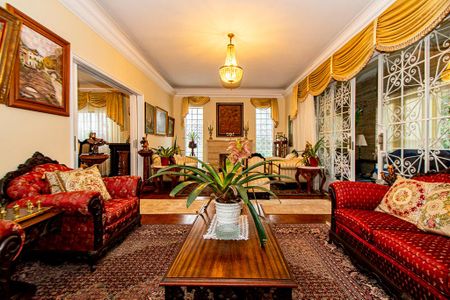 Casa à venda com 950m², 5 quartos e 10 vagas