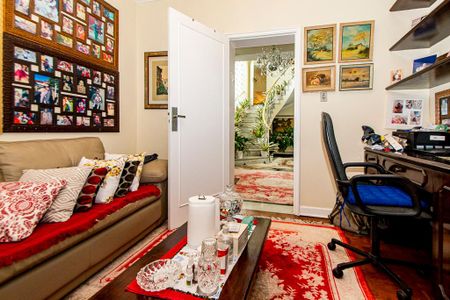 Casa à venda com 950m², 5 quartos e 10 vagas