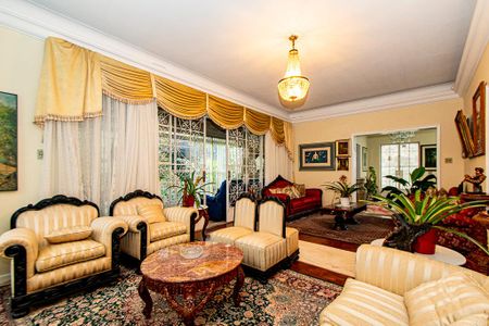 Casa à venda com 950m², 5 quartos e 10 vagas