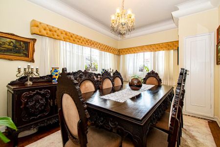 Casa à venda com 950m², 5 quartos e 10 vagas