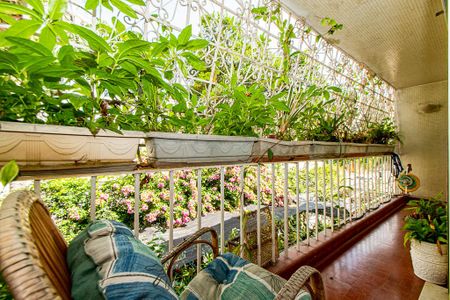 Casa à venda com 950m², 5 quartos e 10 vagas