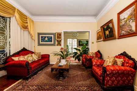 Casa à venda com 950m², 5 quartos e 10 vagas