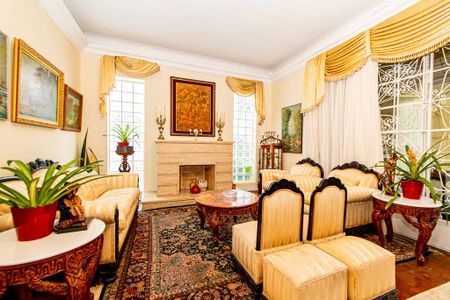 Casa à venda com 950m², 5 quartos e 10 vagas