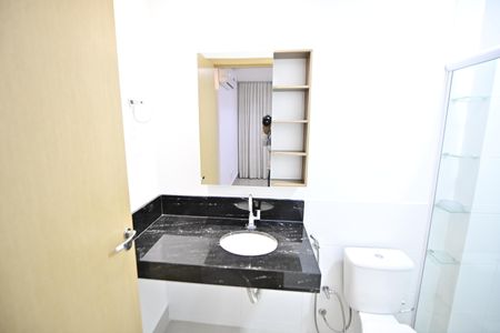 Apartamento para alugar com 61m², 2 quartos e 1 vaga Apartamento para alugar com 61m², 2 quartos e 1 vagaBanheiro da Suíte 2