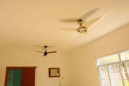 Casa para alugar com 260m², 6 quartos e 3 vagas Casa para alugar com 260m², 6 quartos e 3 vagasQuarto Suite 3 - 2º Pavimento