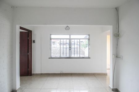 Casa para alugar com 50m², 2 quartos e sem vaga Casa para alugar com 50m², 2 quartos e sem vagaSala