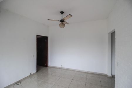 Sala de casa para alugar com 2 quartos, 50m² em Marco Dois, Nova Iguaçu