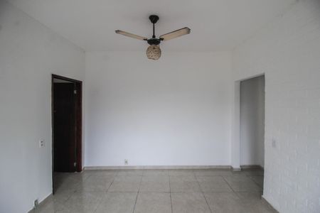 Casa para alugar com 50m², 2 quartos e sem vaga Casa para alugar com 50m², 2 quartos e sem vagaSala