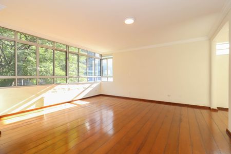 Apartamento para alugar com 137m², 3 quartos e 1 vaga Apartamento para alugar com 137m², 3 quartos e 1 vagaSala