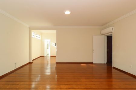 Sala de apartamento para alugar com 3 quartos, 137m² em Cerqueira César, São Paulo