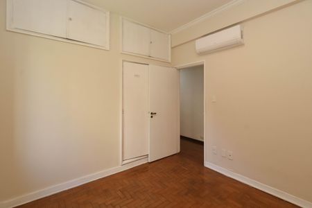Apartamento para alugar com 137m², 3 quartos e 1 vaga Apartamento para alugar com 137m², 3 quartos e 1 vagaQuarto 2
