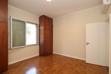 Quarto 1 de apartamento para alugar com 3 quartos, 137m² em Cerqueira César, São Paulo