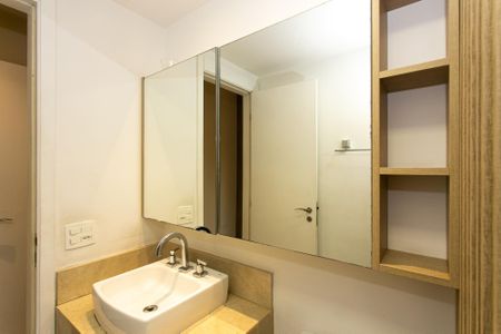 Apartamento à venda com 89m², 2 quartos e 2 vagas Apartamento à venda com 89m², 2 quartos e 2 vagasBanheiro da Suíte 2