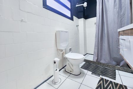 Studio à venda com 35m², 1 quarto e sem vaga Studio à venda com 35m², 1 quarto e sem vagaBanheiro