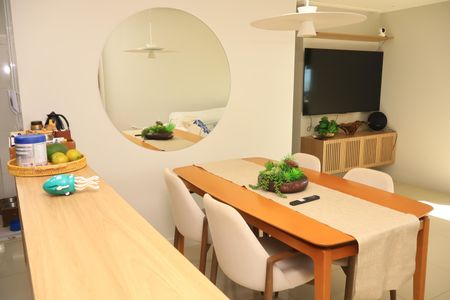 Apartamento para alugar com 78m², 2 quartos e 2 vagasSala