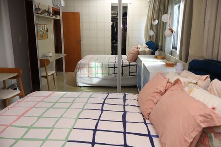 Apartamento para alugar com 78m², 2 quartos e 2 vagasSuíte