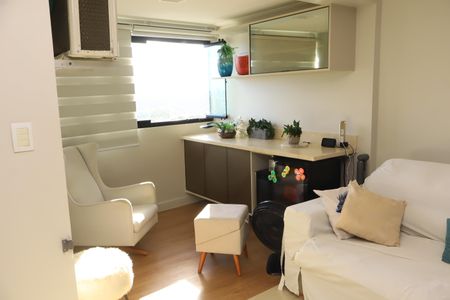 Apartamento para alugar com 78m², 2 quartos e 2 vagasEscritório 
