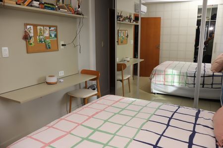 Apartamento para alugar com 78m², 2 quartos e 2 vagasSuíte