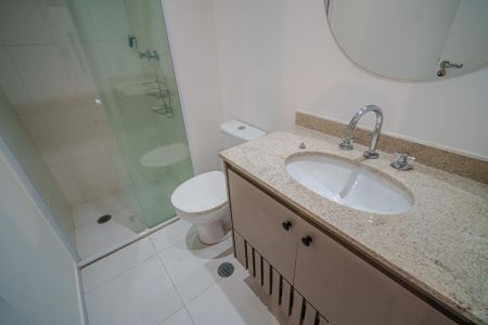 Studio à venda com 32m², 1 quarto e 1 vaga Studio à venda com 32m², 1 quarto e 1 vagaBanheiro