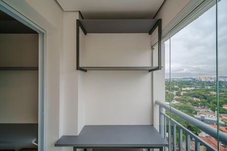 Studio à venda com 32m², 1 quarto e 1 vaga Studio à venda com 32m², 1 quarto e 1 vagaVaranda