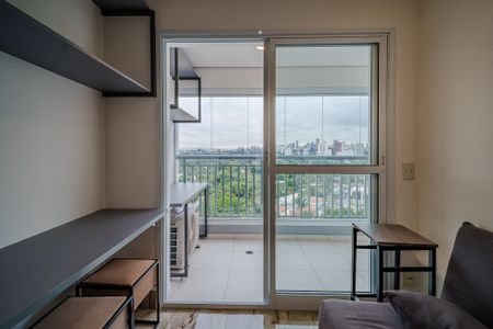Studio à venda com 32m², 1 quarto e 1 vaga Studio à venda com 32m², 1 quarto e 1 vagaVaranda