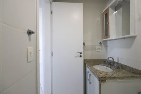 Apartamento para alugar com 60m², 2 quartos e 1 vagaBanheiro Social