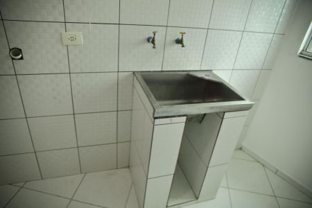 Casa para alugar com 110m², 2 quartos e 1 vagaÁrea de Serviço
