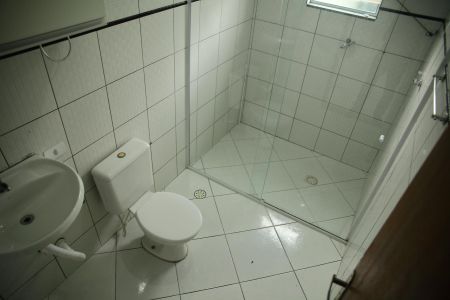 Casa para alugar com 110m², 2 quartos e 1 vagaBanheiro