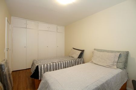 Apartamento à venda com 116m², 3 quartos e 1 vaga Apartamento à venda com 116m², 3 quartos e 1 vagaQuarto 2