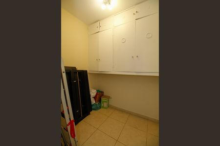 Apartamento à venda com 116m², 3 quartos e 1 vaga Apartamento à venda com 116m², 3 quartos e 1 vagaQuarto de Serviço