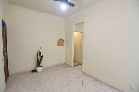 Apartamento para alugar com 60m², 3 quartos e sem vaga Apartamento para alugar com 60m², 3 quartos e sem vagaSala
