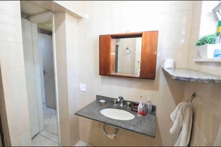 Apartamento para alugar com 60m², 3 quartos e sem vaga Apartamento para alugar com 60m², 3 quartos e sem vagaBanheiro