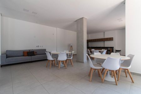 Apartamento para alugar com 55m², 2 quartos e 1 vaga Apartamento para alugar com 55m², 2 quartos e 1 vagaÁrea comum - Salão de festas