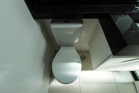 Apartamento para alugar com 55m², 2 quartos e 1 vaga Apartamento para alugar com 55m², 2 quartos e 1 vagaBanheiro Suíte