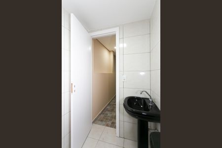 Casa para alugar com 64m², 2 quartos e sem vaga Casa para alugar com 64m², 2 quartos e sem vagaBanheiro da Suíte