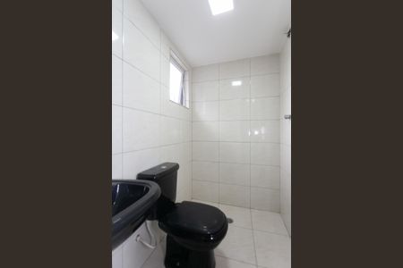 Casa para alugar com 64m², 2 quartos e sem vaga Casa para alugar com 64m², 2 quartos e sem vagaBanheiro da Suíte