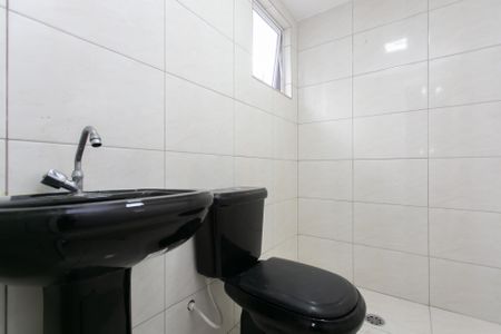 Casa para alugar com 64m², 2 quartos e sem vaga Casa para alugar com 64m², 2 quartos e sem vagaBanheiro da Suíte