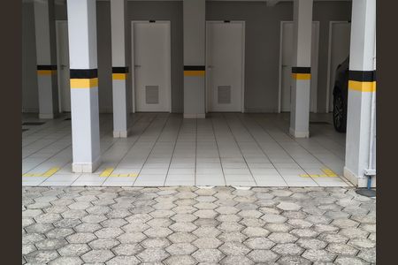 Apartamento para alugar com 100m², 3 quartos e 1 vaga Apartamento para alugar com 100m², 3 quartos e 1 vagaGaragem