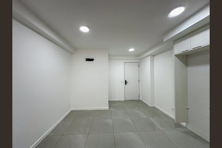 Apartamento para alugar com 2 quartos, 74m² em Laranjeiras, Rio de Janeiro