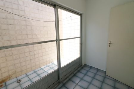 Casa para alugar com 250m², 2 quartos e 3 vagasEscritório