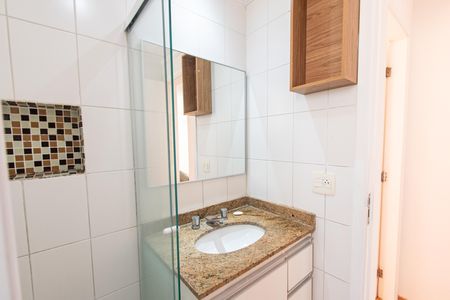 Apartamento para alugar com 54m², 2 quartos e 1 vaga Apartamento para alugar com 54m², 2 quartos e 1 vagaBanheiro
