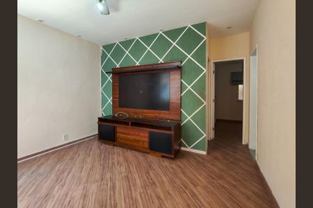 Casa para alugar com 100m², 2 quartos e 1 vaga Casa para alugar com 100m², 2 quartos e 1 vagaSala