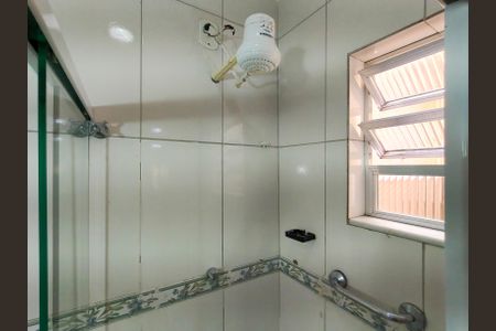 Casa para alugar com 100m², 2 quartos e 1 vaga Casa para alugar com 100m², 2 quartos e 1 vagaBanheiro da Suíte