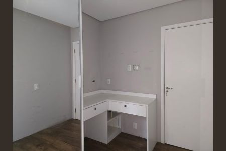 Apartamento à venda com 71m², 3 quartos e 1 vagaQuarto 02