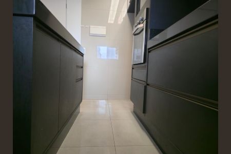 Apartamento à venda com 71m², 3 quartos e 1 vagaCozinha e Área de Serviço