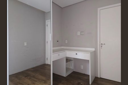 Apartamento à venda com 71m², 3 quartos e 1 vagaQuarto 02