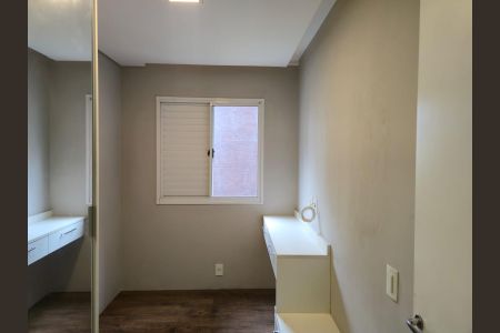 Apartamento à venda com 71m², 3 quartos e 1 vagaQuarto 01