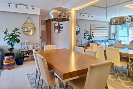 Apartamento à venda com 105m², 3 quartos e 1 vaga Apartamento à venda com 105m², 3 quartos e 1 vagaSala